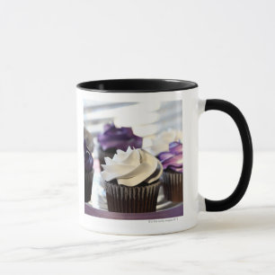 Caneca Fim-acima dos cupcakes com foco seletivo sobre