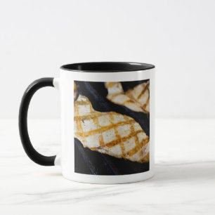 Caneca Fim-acima dos peitos de frango grelhados