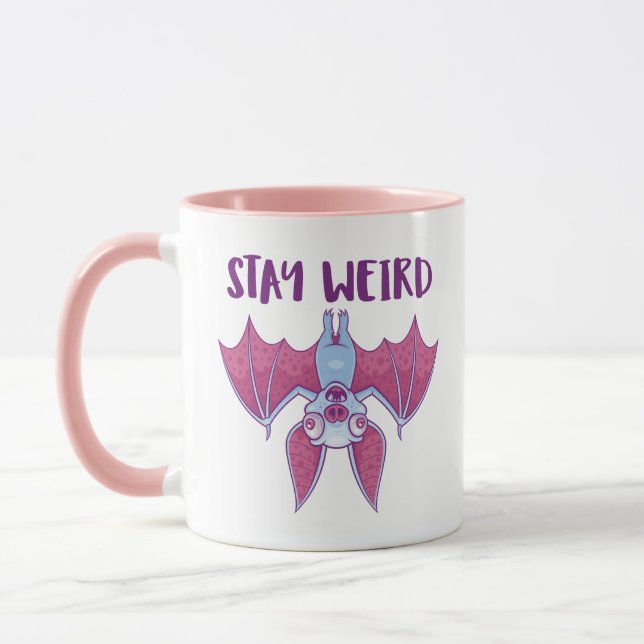 Caneca Fique Estranho Cartoon de Morcego Vampiro Albino E (Esquerda)