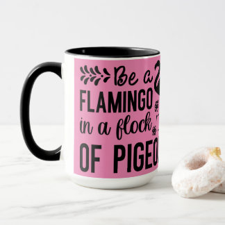 Caneca Flamingo No Bando De Suínos