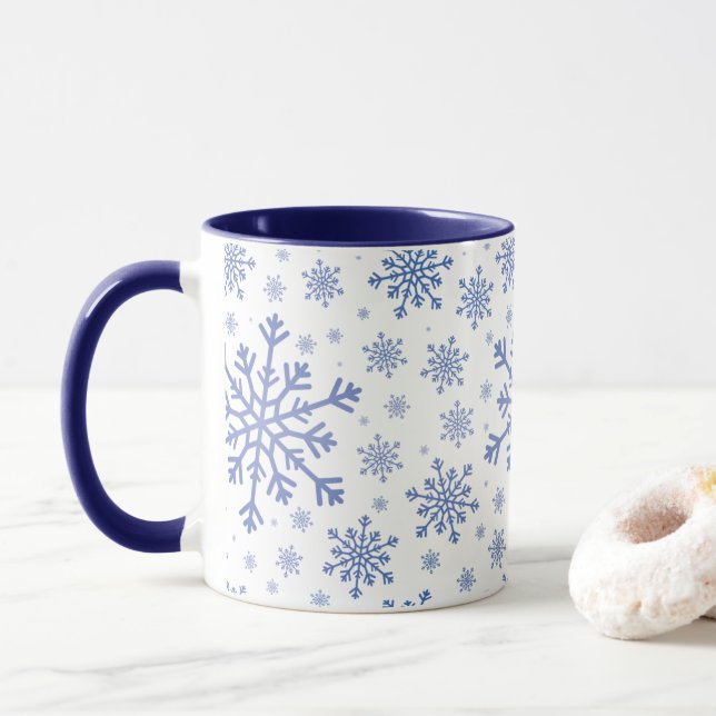 Caneca Flocos de neve azuis de Natal Marinho em branco de (Com Donut)