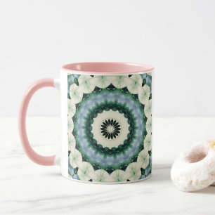 Caneca Flor Branca e Mandala Azul Cerúleo