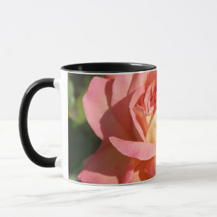 Caneca Flor rosa bonito e rosa amarela, sob medida