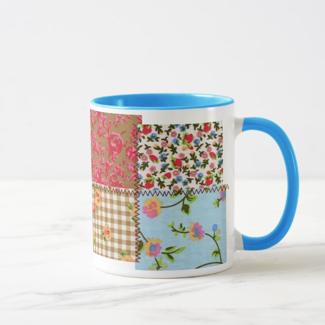 Caneca floral do teste padrão dos retalhos do (Direita)