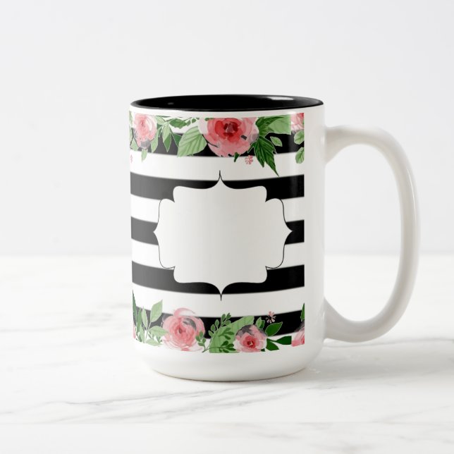Caneca Floral Negra e Branca Elegante (Direita)