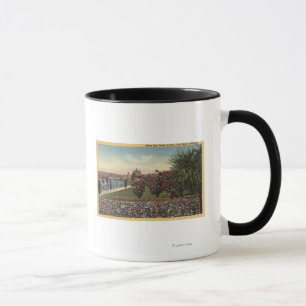 Caneca Flores ao longo da Avenida East Ocean