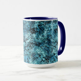 Caneca Floresta azul sob nevasca ou trincado