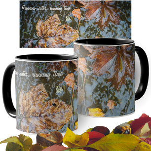 Caneca Folhas do outono no riacho