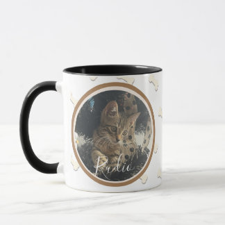 Caneca Foto de Nome de Cachorrinho Bonito com Padrão de O