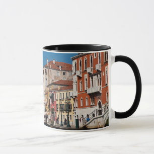 Caneca Frente à Água ao Longo do Grande Canal de Veneza