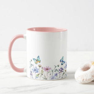 Caneca Fronteira de Flores Silvestres e Borboletas