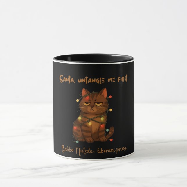 Caneca Funny Christmas Cat Mug – Santa Untangle Me First (Centro)