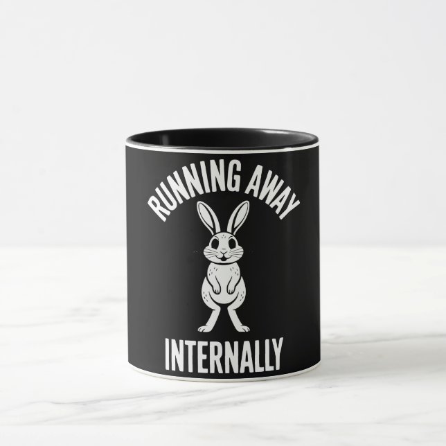 Caneca Funny Quote Running Away Internally Humor Sarcasm (Centro)