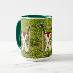 Caneca Galinhas De Críquete Na Grama Verde,