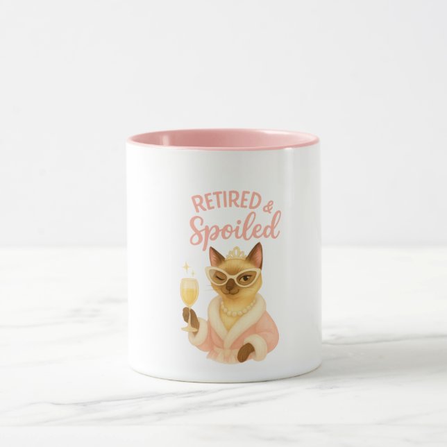Caneca Gata Mãe Aposentada, Reconectada e Ainda um (Centro)