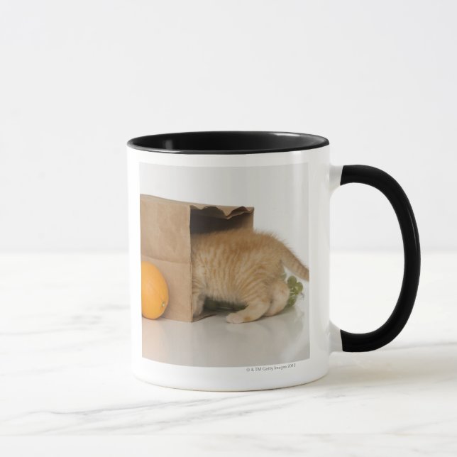Caneca Gatinho dentro da bolsa de compra (Direita)