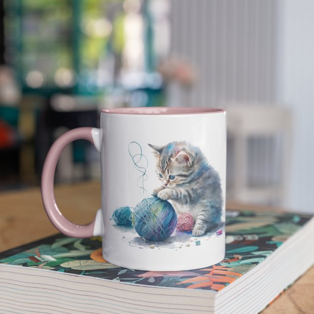 Caneca Gatinhos Brincando com uma Bola de Fios (Kittens Playing with a Ball of Yarn Mug)