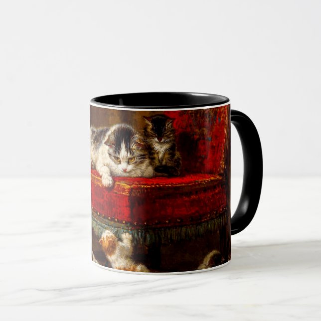 Caneca Gato e Gatinhos Brincando com Cadeira (Frente Esquerda)