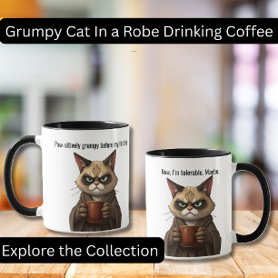 Caneca Gato Engraçado e Engraçado em um Robe e Café
