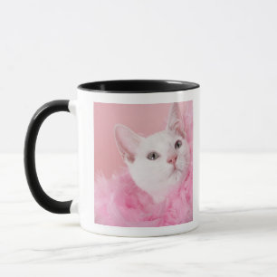 Caneca Gato que veste a boa de pena