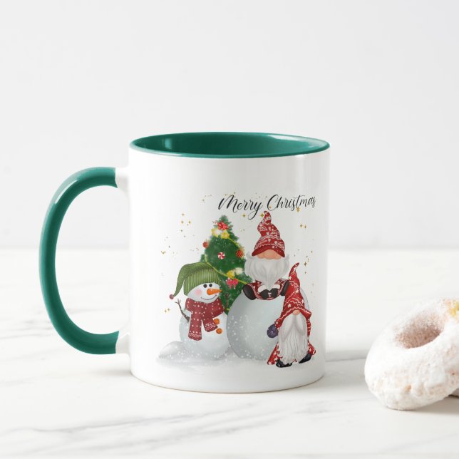 Caneca Gnomos festivos do Natal adiciona monograma (Com Donut)