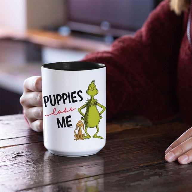 Caneca Grpolegadas e Max | Os Puppies Me Adoram (Person holding  mug)