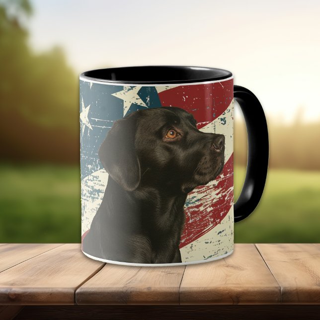 Caneca Grunge USA Flag Black Labrador Retriever Dog (Criador carregado)