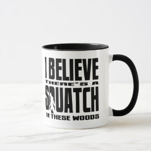 Caneca Há uns SQUATCH nestas madeiras!
