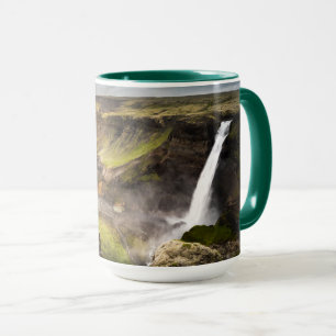 Caneca Haifoss Waterfall Verão na Islândia