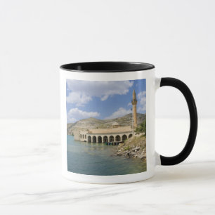 Caneca Halfeti Merkez Camii (Mesquita Central) parcialmen