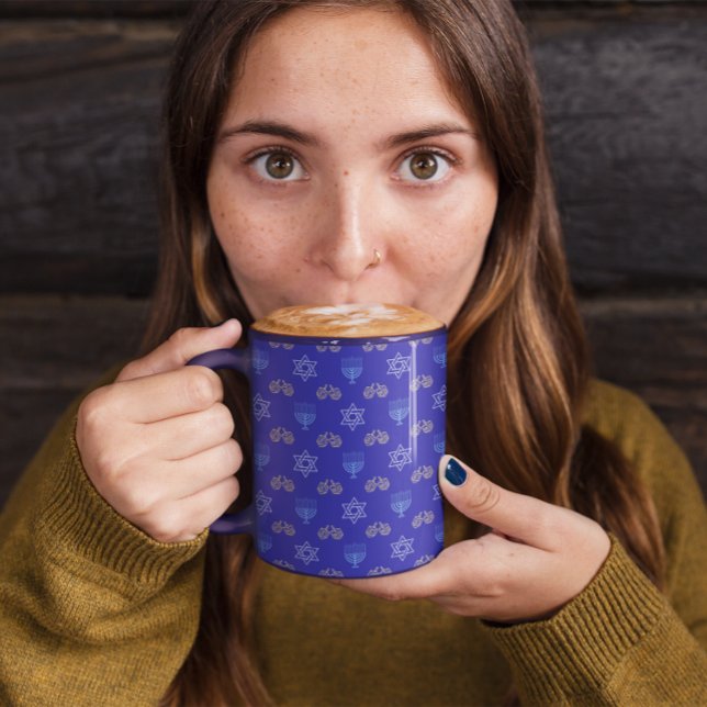 Caneca Hanukkah Dourada Dreidel Star de David Menorah Blu (Criador carregado)