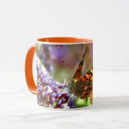 Caneca Hermosa Mariposa polinizando flores