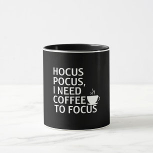 Caneca Hocus Pocus, preciso de café para focar Mug