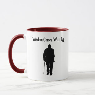 Caneca Homem Idoso Caminhando Arte Preta de Desenho de Si
