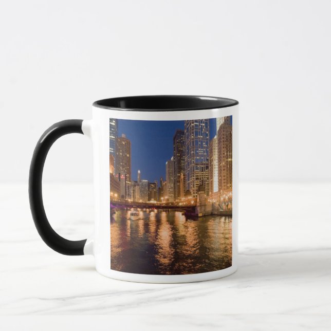 Caneca Horizonte de Chicago, Illinois, e Rio Chicago às 2 (Esquerda)