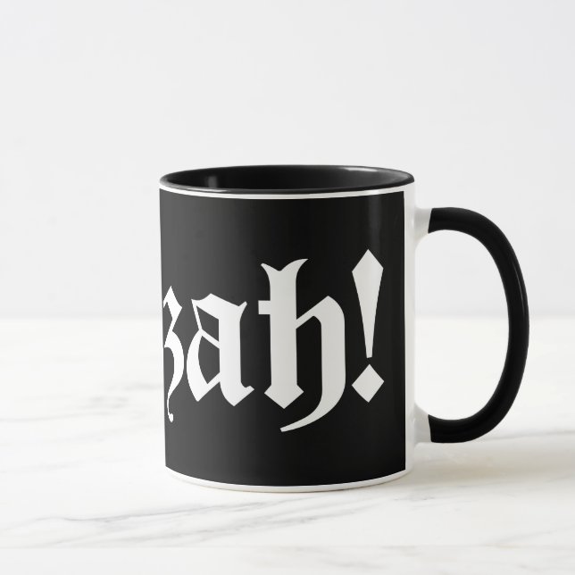 Caneca Huzzah! {Tipografia medieval} (Direita)