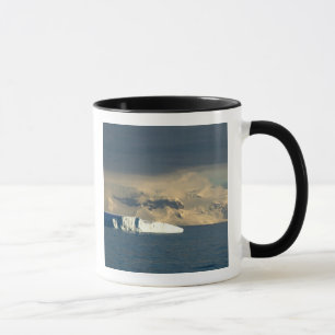 Caneca Iceberg no início da Passagem de Drake logo