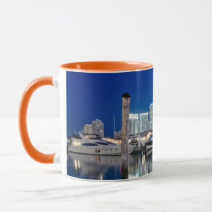 Caneca Ideia da skyline com reflexão na água, Miami