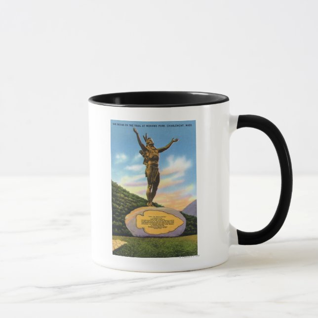 Caneca Índio na Estátua de Trilha na Vista do Parque Moha (Direita)
