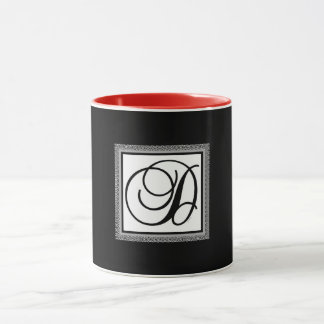 Caneca Inicial do Monograma D Vermelho Dentro Preto Fora