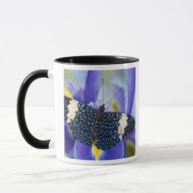 Caneca Íris Roxa de Borboleta Tropical (Esquerda)