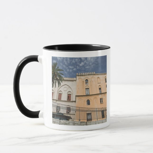 Caneca Itália, Sicília, Palermo, Palazzo dei Normanni (Esquerda)