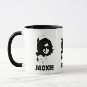 Caneca Jackie Kennedy - Estilo Revolucionário Gráfico