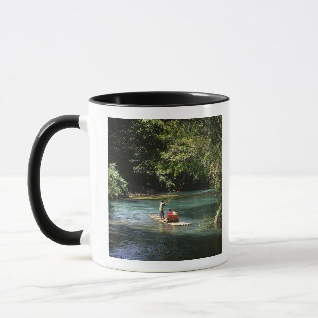Caneca Jangada no rio Martha Brae, Falmouth, (Esquerda)