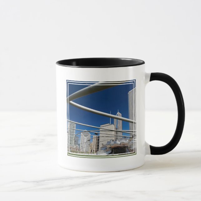 Caneca Jay Pritzker Pavilion, Millennium Park (Direita)