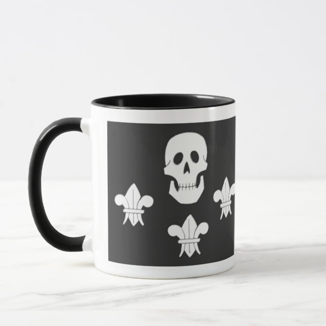 CANECA JOLLY ROGER SKULL E TRÊS MENTIRAS FLAG (Esquerda)