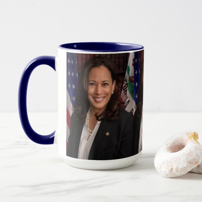 Caneca Kamala Harris Retrato Oficial Coffee Mug (Com Donut)