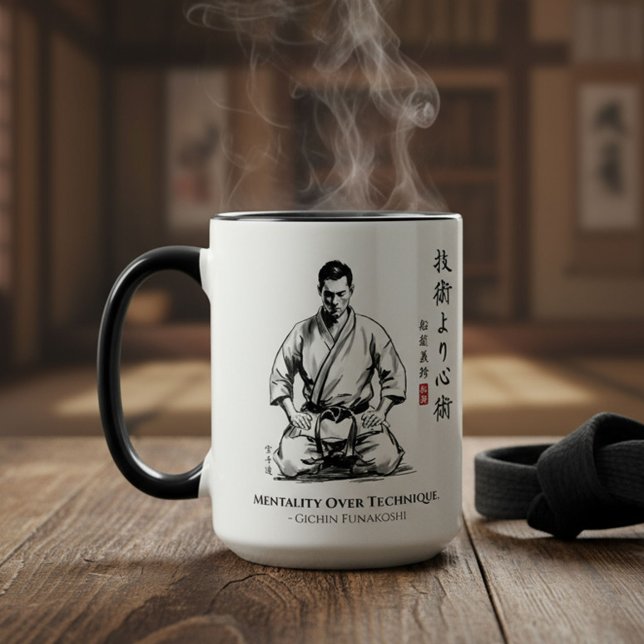 Caneca Karate 5º Preceito - Mentalidade Sobre Técnica (Criador carregado)