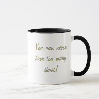 Caneca KRW você pode nunca ter calçados demais