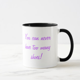 Caneca KRW você pode nunca ter calçados demais